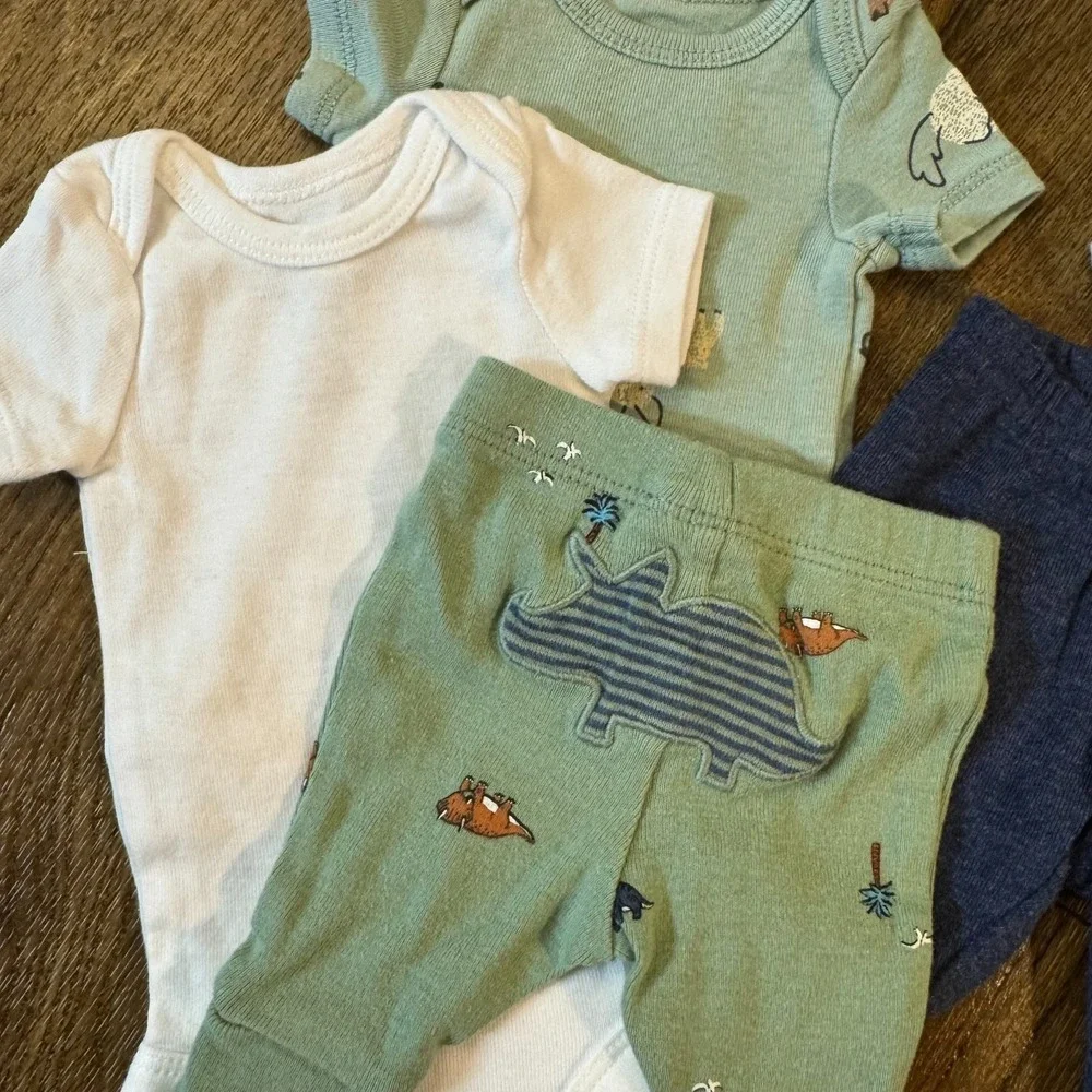 Carter's Preemie Baby Boy Basic Clothing Bundle Lot Sleeper Pants Bodysuits Sets